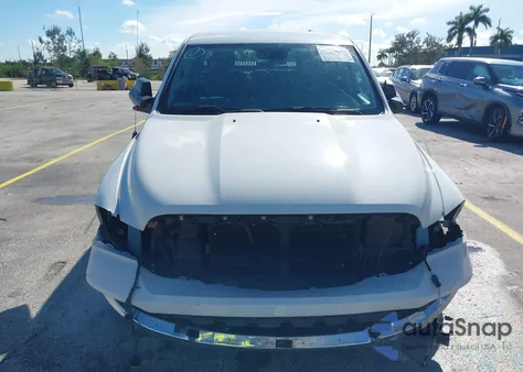 2023 Ram 1500 Classic Tradesman 4X4 6'4 Box z USA, uszkodzony, nr VIN 1C6RR7FG1PS567396